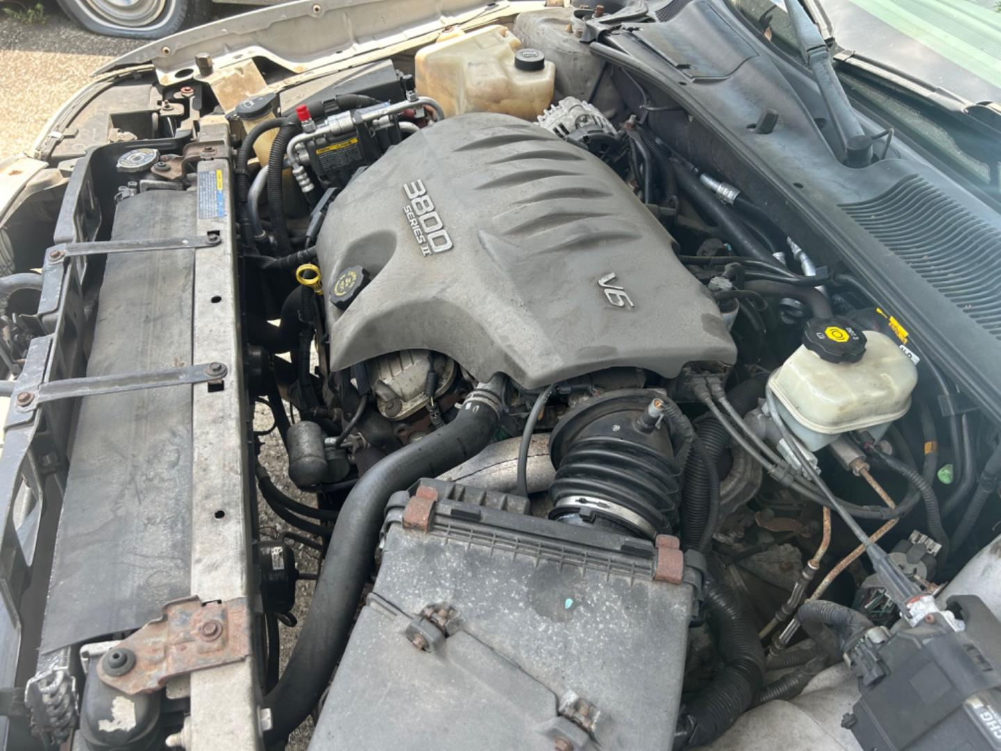 2002 Buick LeSabre (1G4HP54K624) , located at 1758 Cassat Ave., Jacksonville, FL, 32210, (904) 384-2799, 30.286720, -81.730652 - *****$2900.00*****LOW MILEAGE***** 2002 BUICK LESABRE CUSTOM ONLY 82,459 MILES!!!!! 4-DOOR AUTOMATIC TRANSMISSION ICE COLD AIR CONDITIONING RUNS GREAT EXTRA CLEAN INTERIOR CALL US BEFORE IT'S GONE @ 904-384-2799 - Photo#21